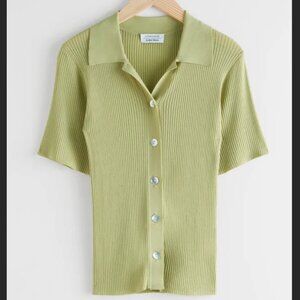 & Other Stories Rib Knit Short Sleeve Button Up Top Blouse Green Medium